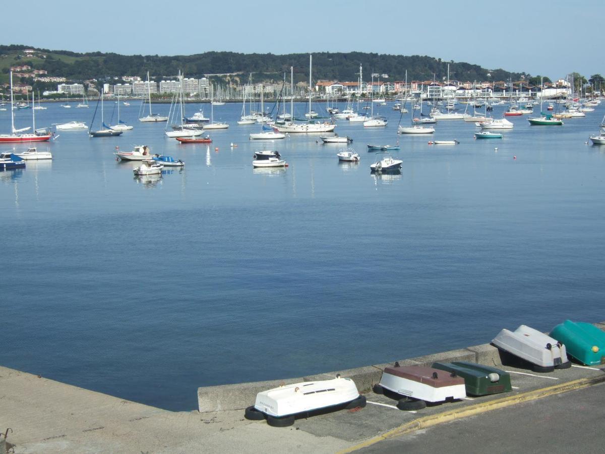 Port Caneta Hendaye Appt 55 M Class 2 Etoiles מראה חיצוני תמונה